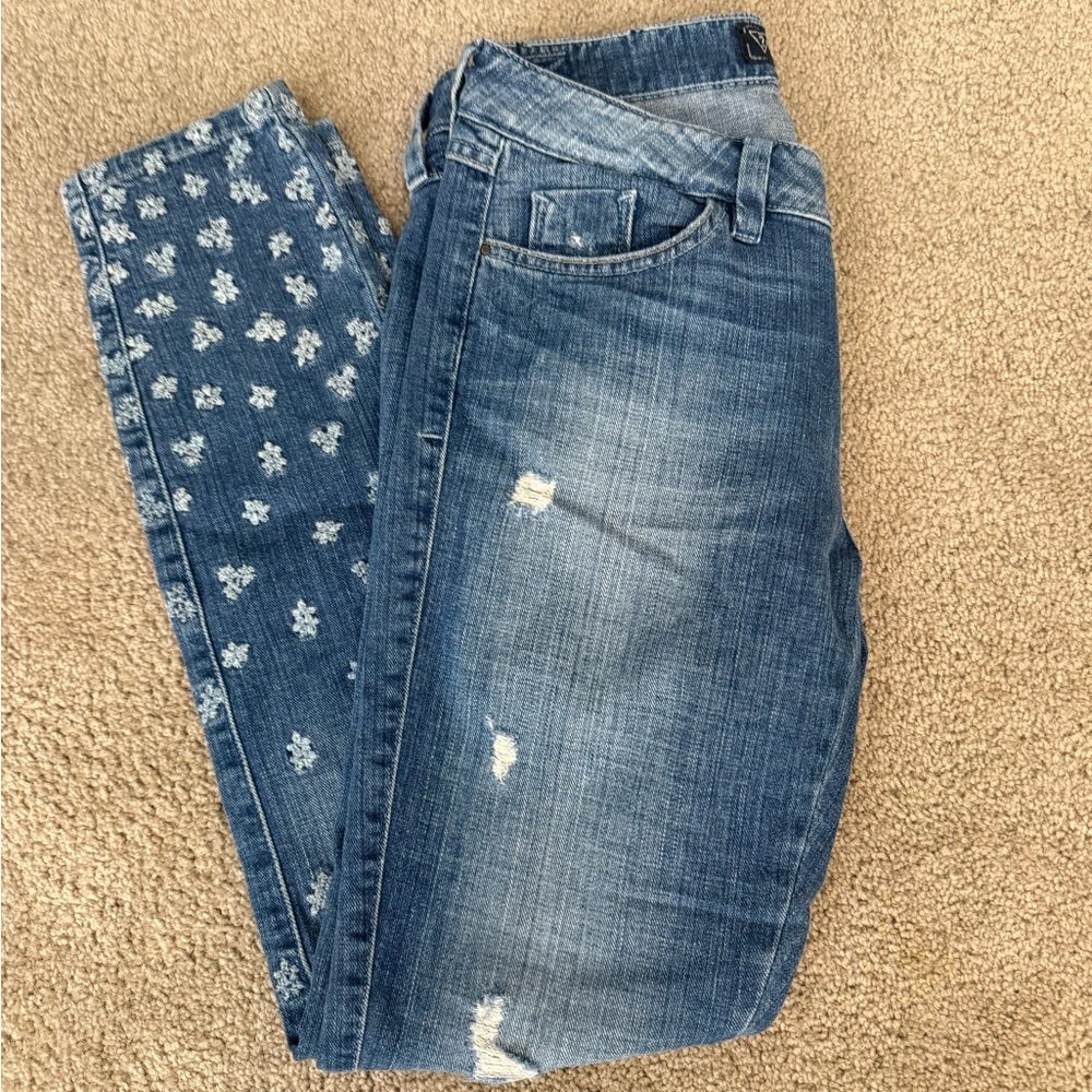 Guess Jeans